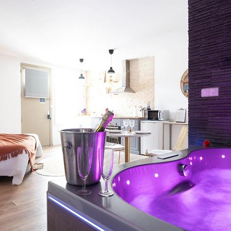 Loft Romantique - Spa Privatif - Spa Noctambulles イエール エクステリア 写真